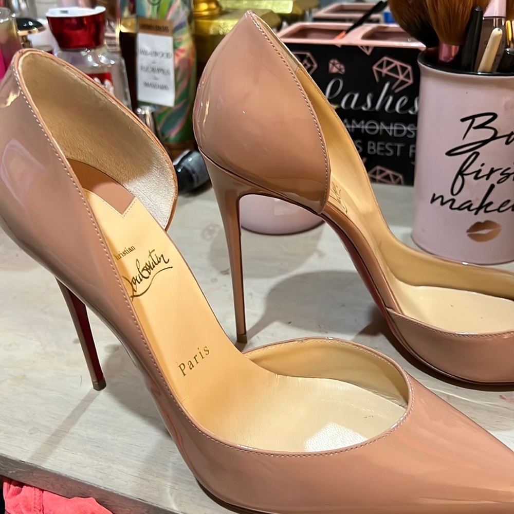 Christian louboutin pumps(new)
